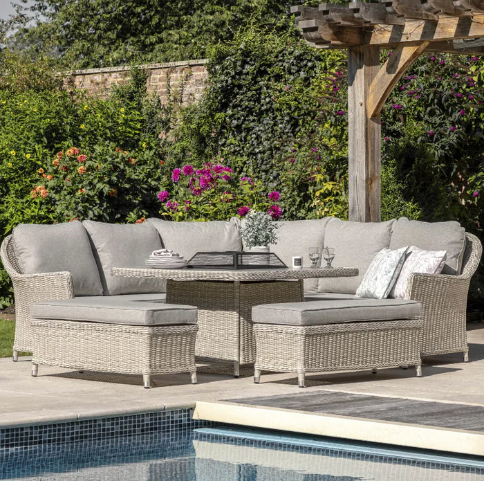 Outdoor Living