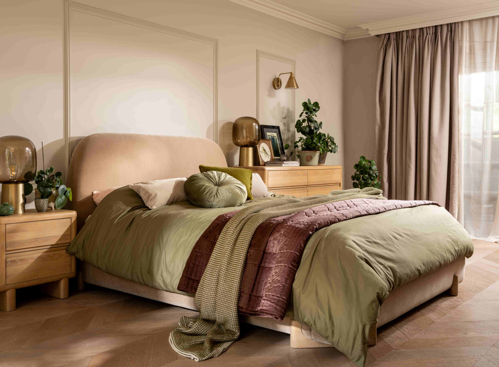 Flynn Bedroom Collection