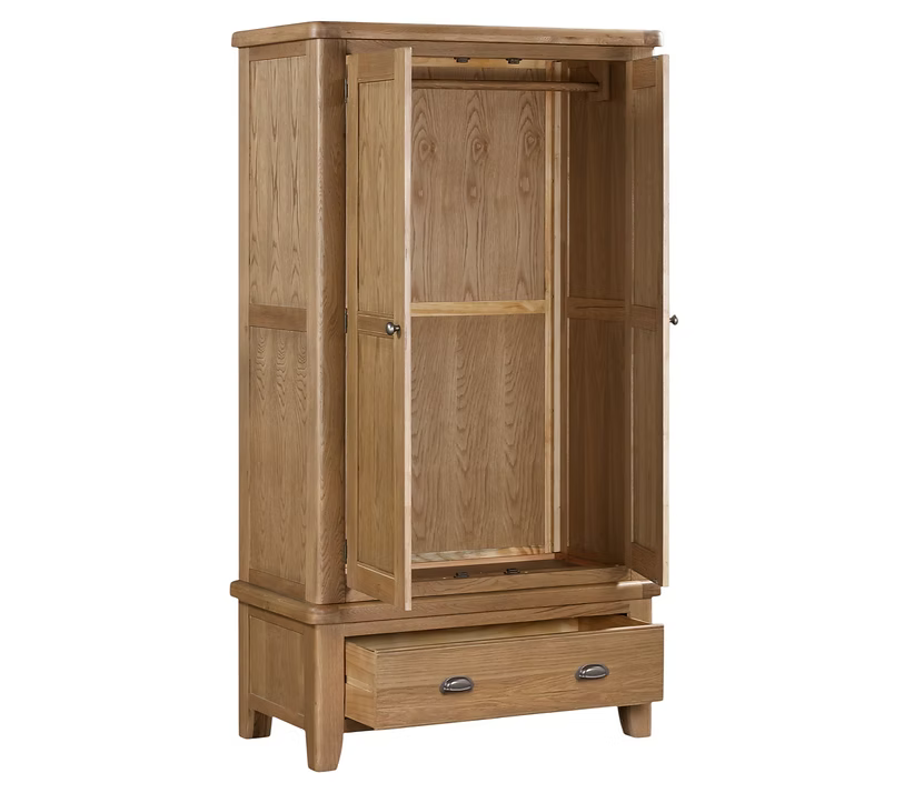 Hopwood Bedroom Collection