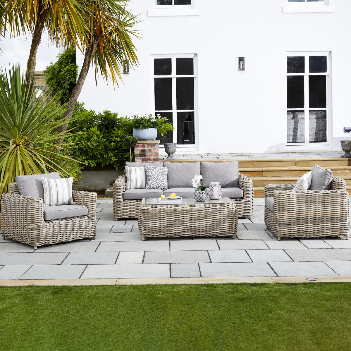 Amalfi Outdoor Collection