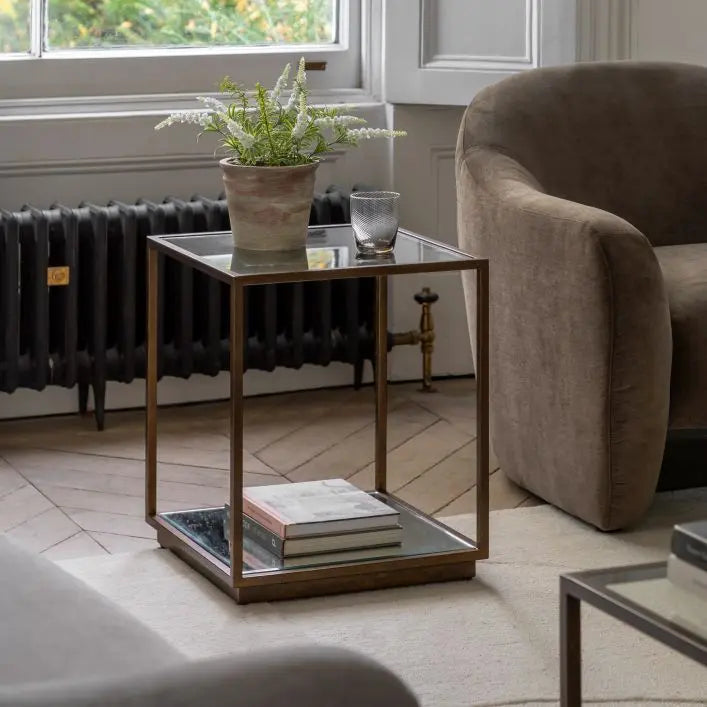Avento Collection