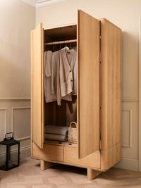 Flynn Bedroom Collection