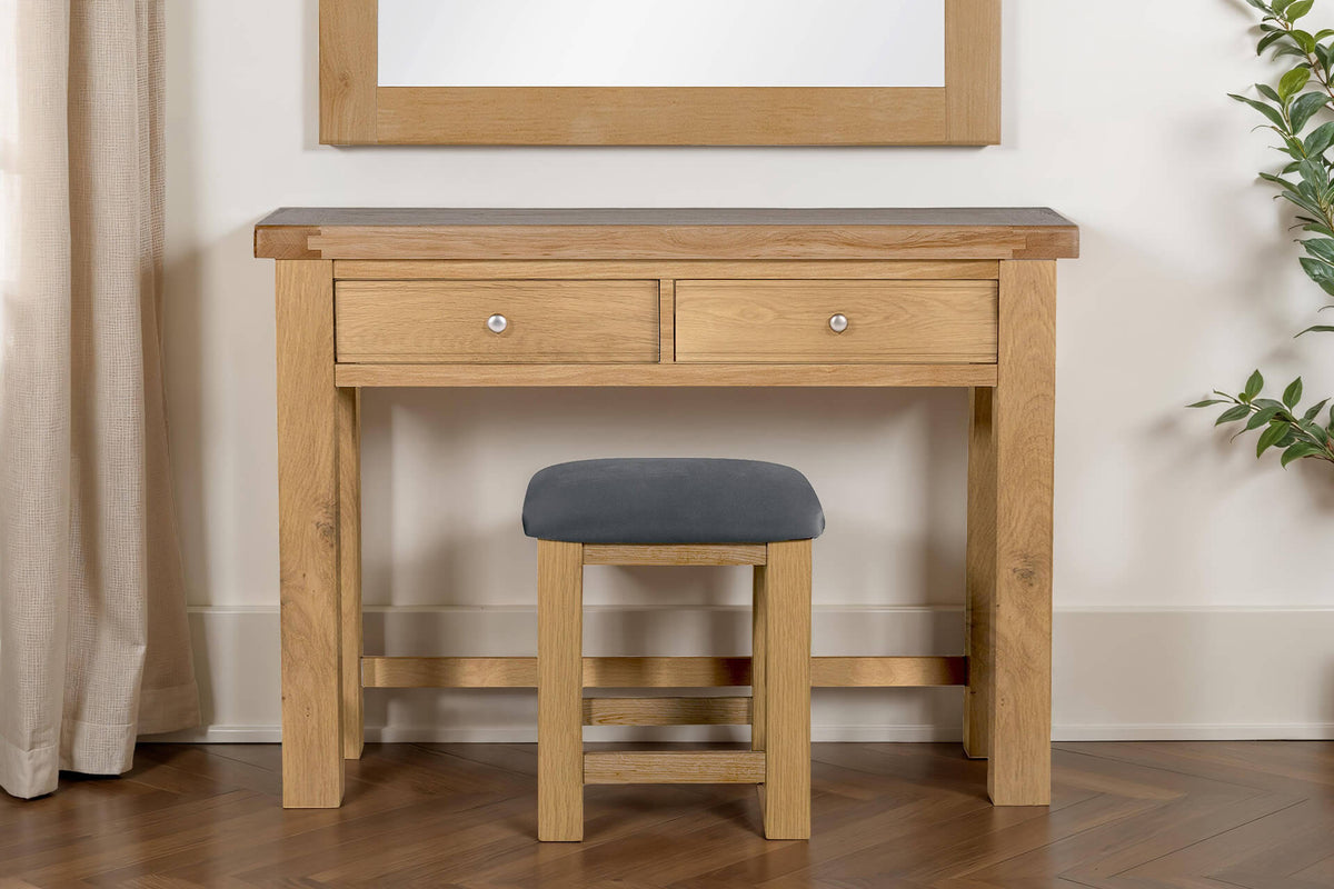 Delaney Bedroom Collection