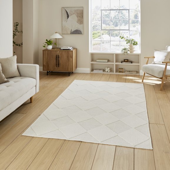 Lyna Rug Collection