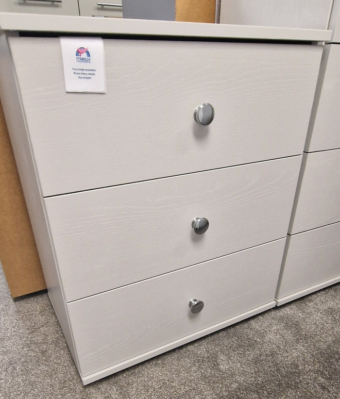 *CLEARANCE* Heart 3 Drawer Midi Chest - Stone Grey