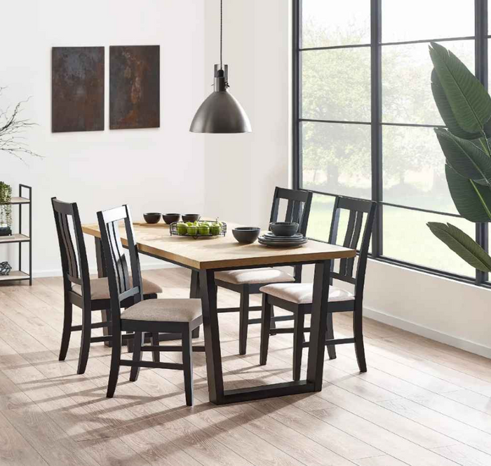 Hilton Dining Collection