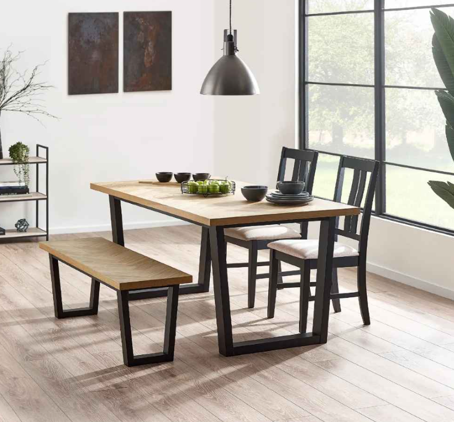Hilton Dining Collection