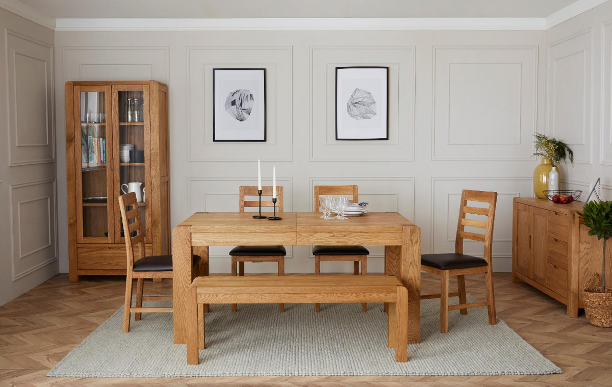 Oxford Dining Collection