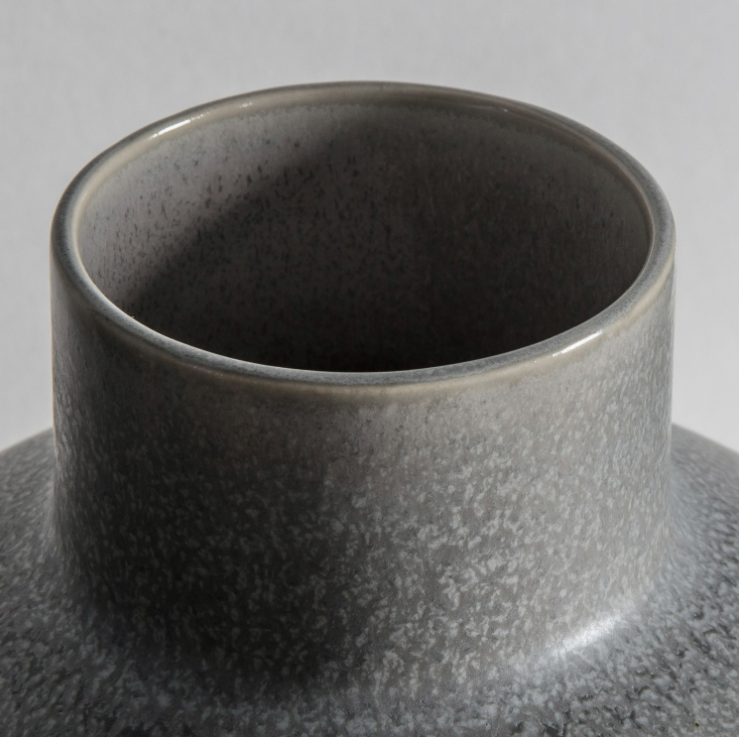 Oshima Vase Collection