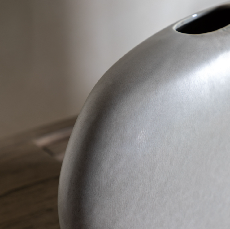Pebble Vase Collection