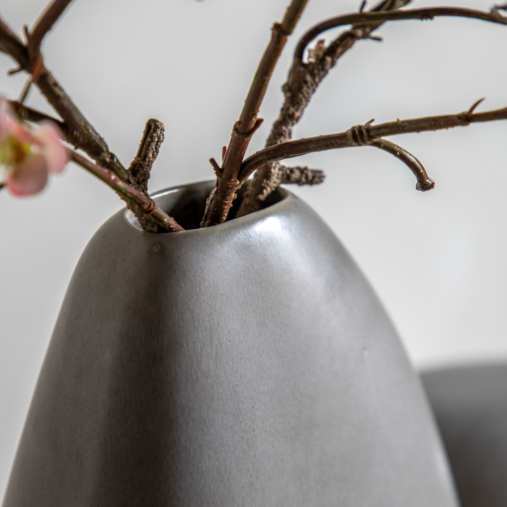 Pebble Vase Collection