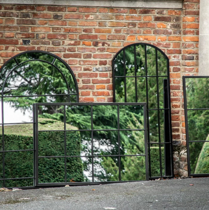 Darland Outdoor Mirror