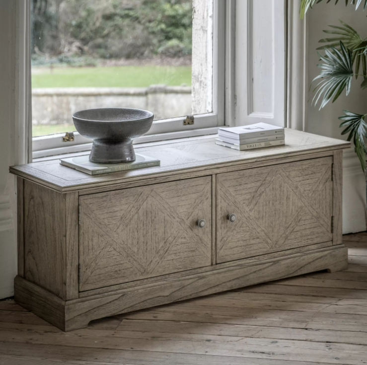 Mustique Living Collection