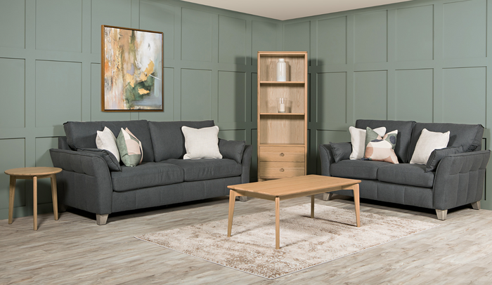Hadley Living Collection - Oak Natural