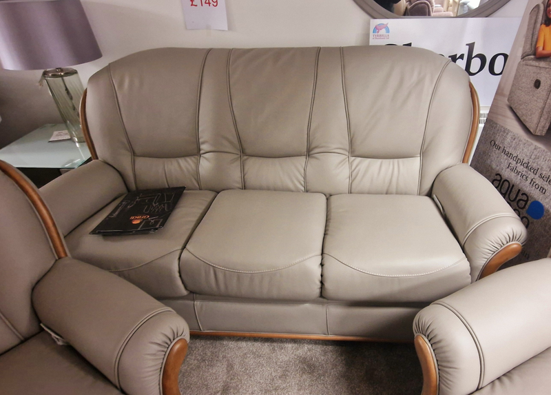 *CLEARANCE* Garda Upholstery Collection 556 Smoke/Warm Oak