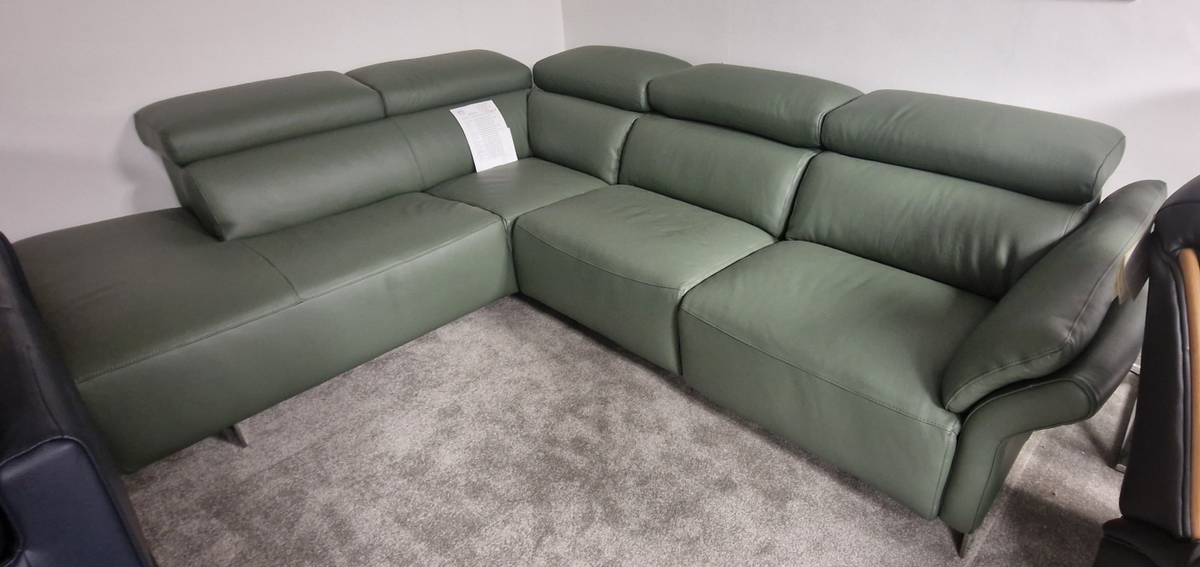 *CLEARANCE* New Trends Mottetto E3036 Corner Group