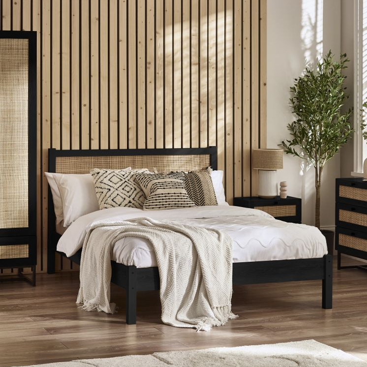 Padstow Beds - Black