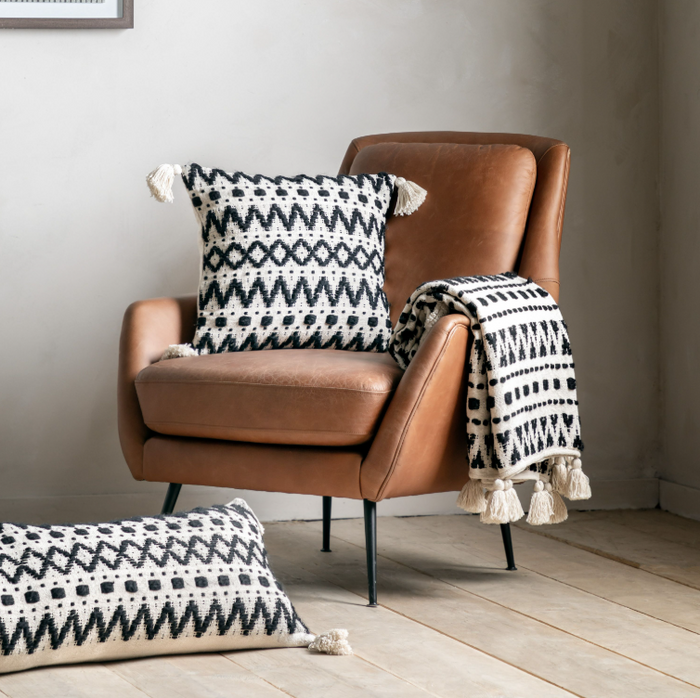 Black and Cream Tufted Cushion *IN STOCK*