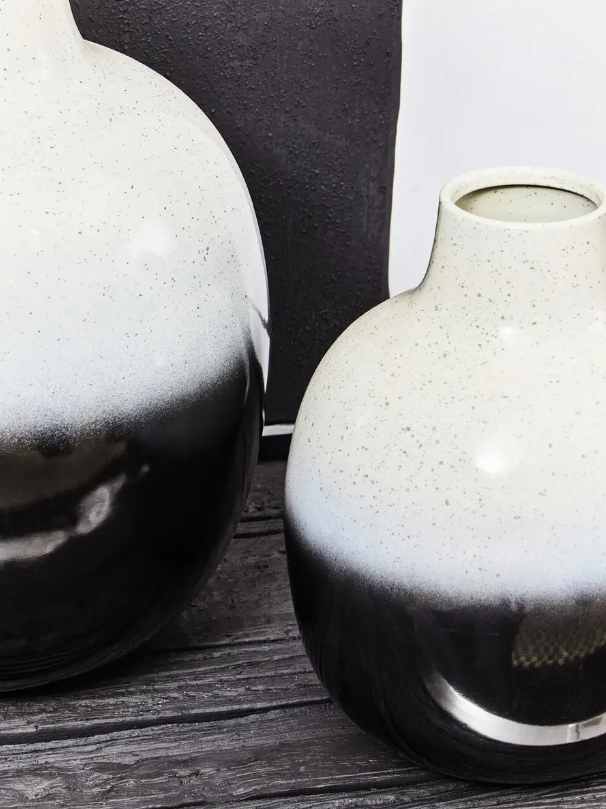 Ramus Living Collection - Black/White Ombre