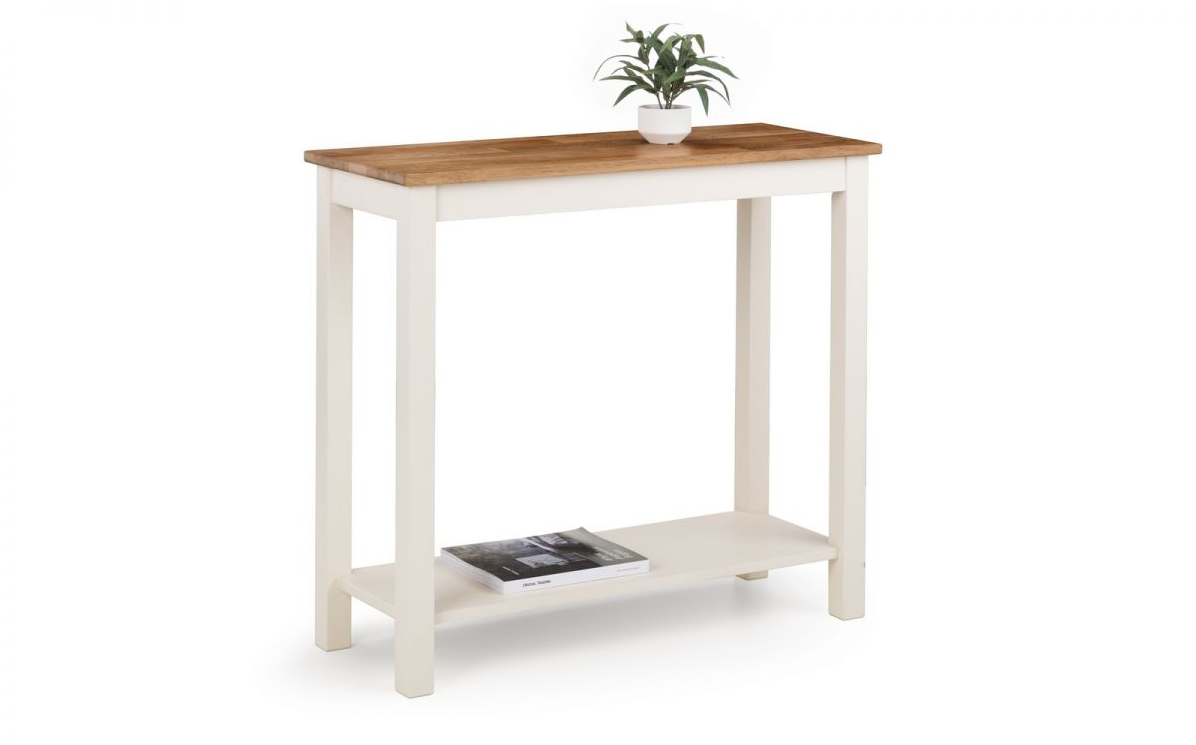 Coxmoor Ivory and Oak Living Collection