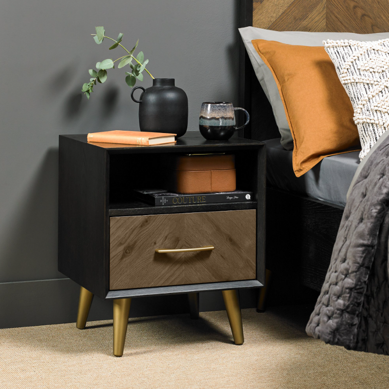 Sienna Bedroom Collection - Fumed Oak and Peppercorn