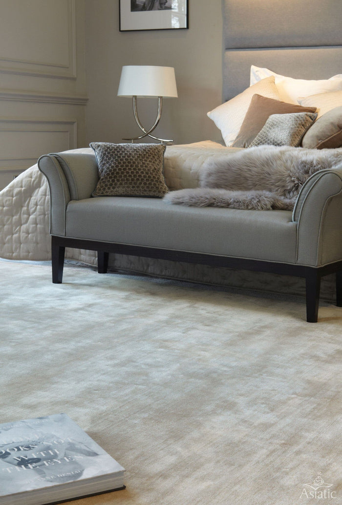 Katherine Carnaby Chrome Rug - Pearl