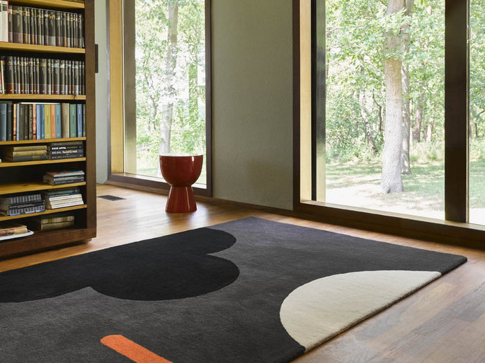 Orla Kiely Rug - Geo Flower Graphite