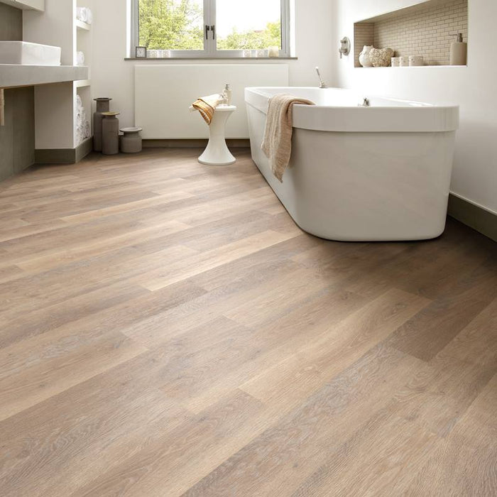 *CLEARANCE* Karndean Knight Tile Coastline Oak KP147 - x40 BOX BUNDLE