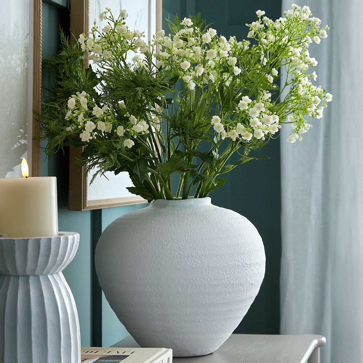 Regola Matt White Ceramic Vase Collection
