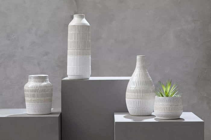 Steen Vases