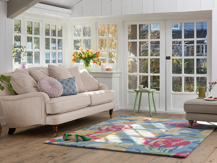 Laura Ashley Rugs - Tulips China Blue