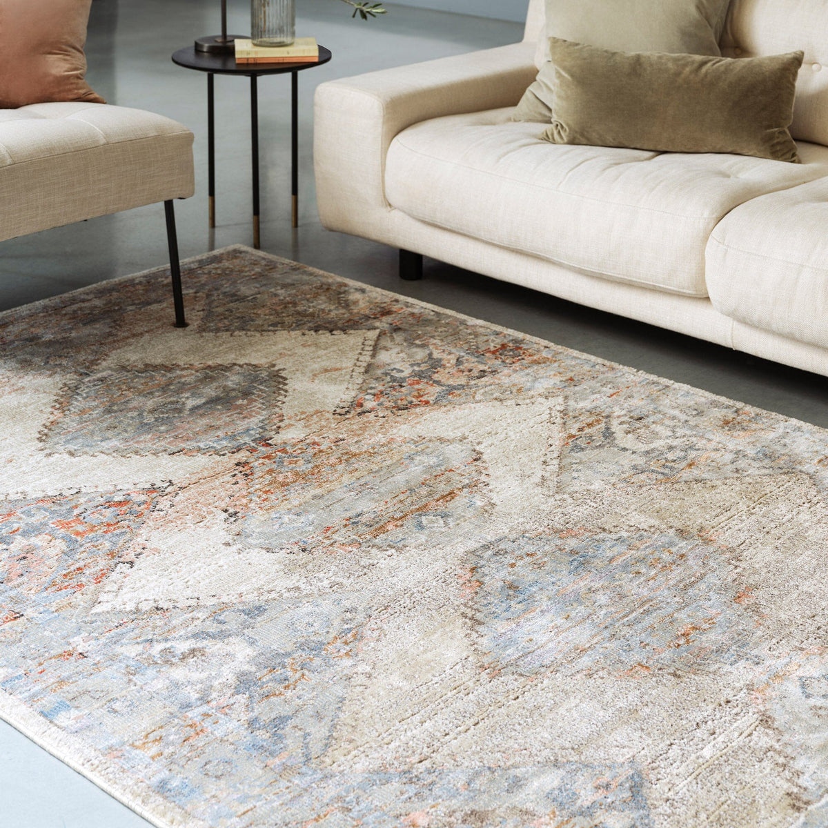 Zola Rug - Lisar