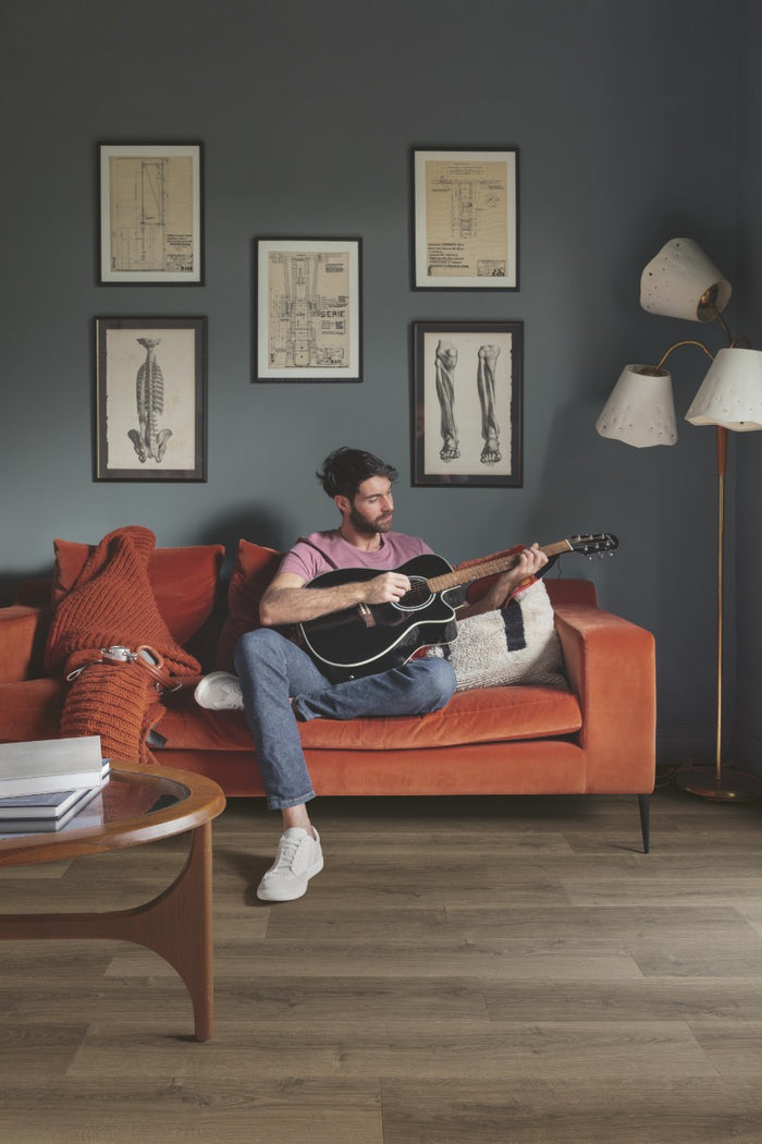 Quickstep Capture Laminate Flooring - Brushed Oak Brown