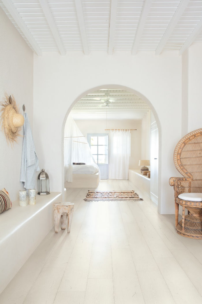 Quickstep Capture Laminate Flooring - Painted Oak White