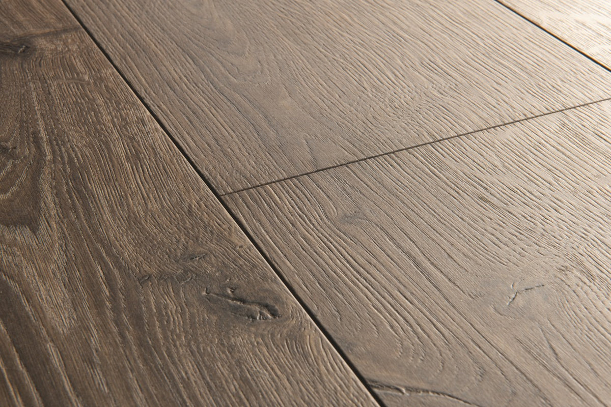 Quickstep Capture Laminate Flooring - Brushed Oak Brown