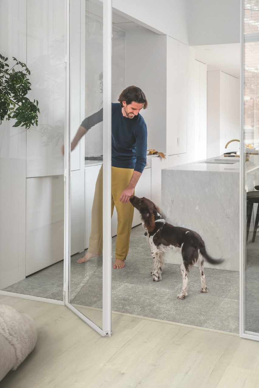 Quickstep Capture Laminate Flooring - Soft Patina Oak