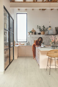 Quickstep Capture Laminate Flooring - Soft Patina Oak