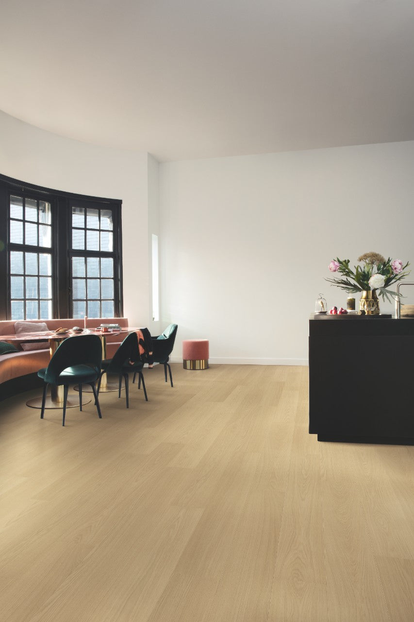 Quickstep Capture Laminate Flooring - Beige Varnished Oak