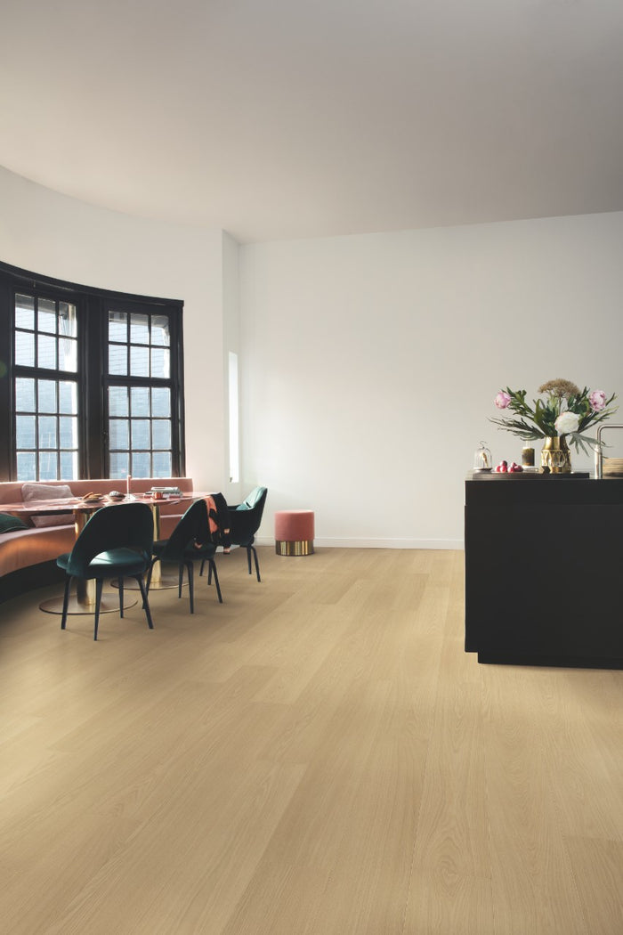 Quickstep Capture Laminate Flooring - Beige Varnished Oak
